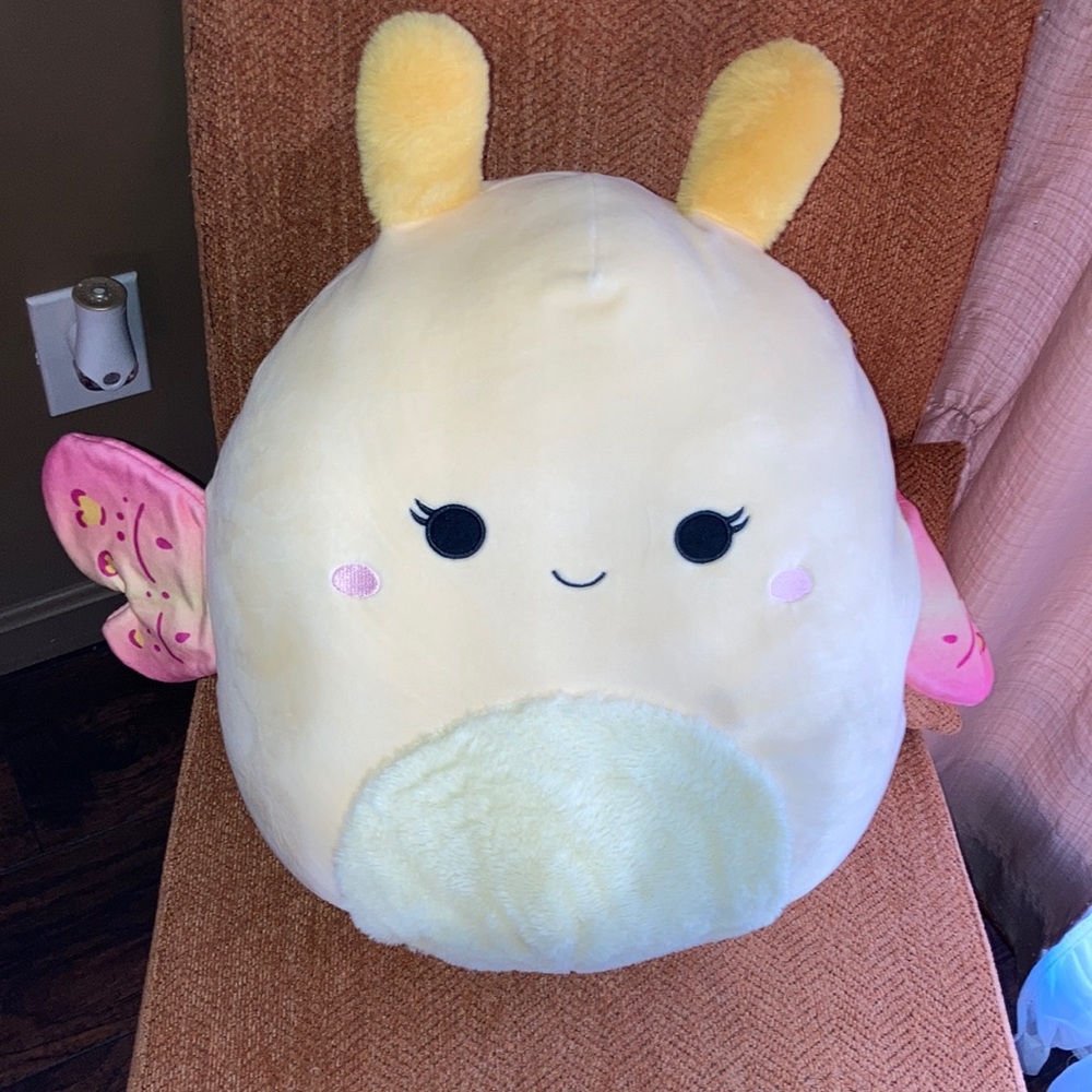 NWT 16” Miry the Moth Squishmallow